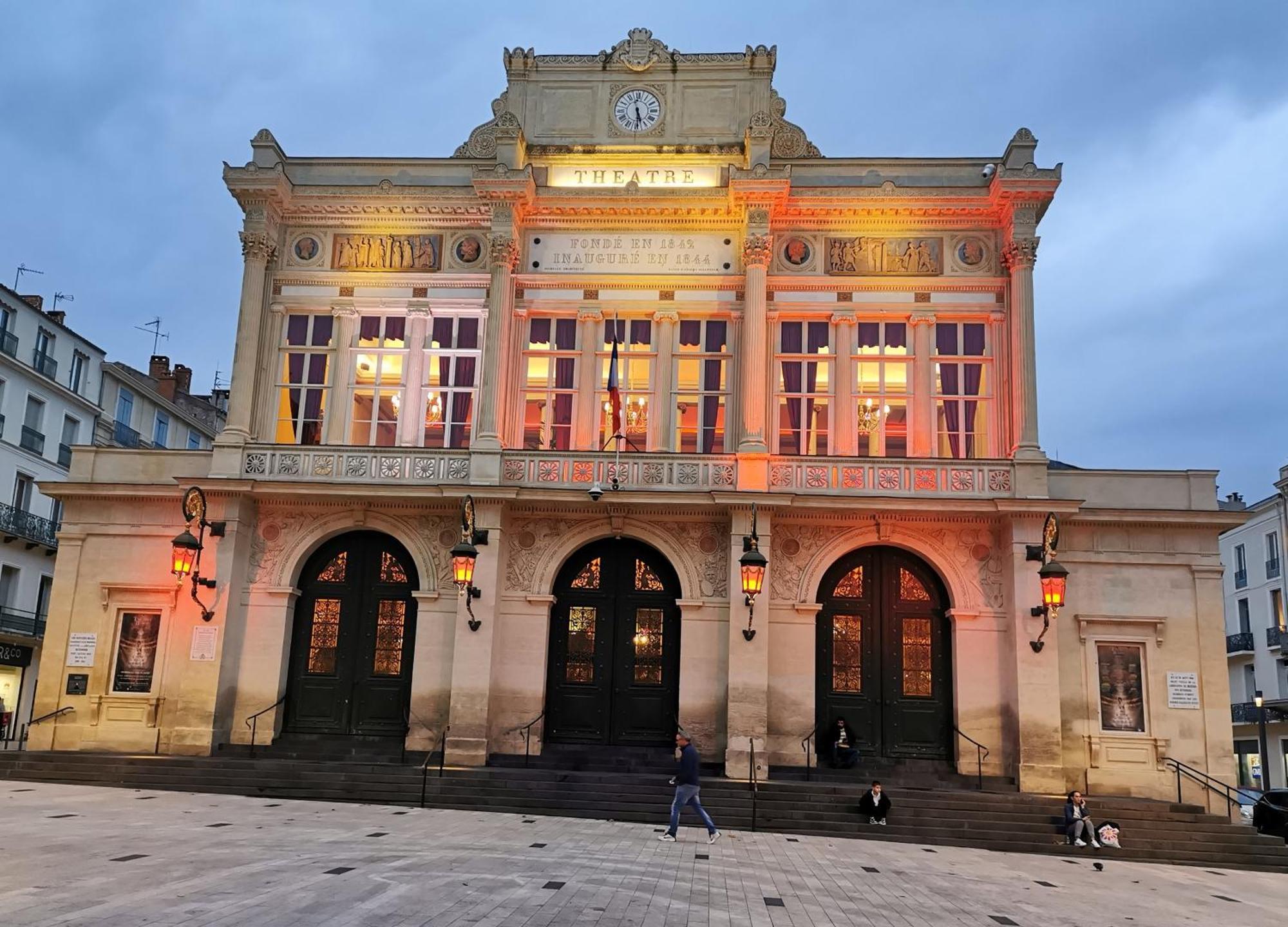 Confortable Appart 1Er Etage Centre Ville Netflix 베지에 외부 사진